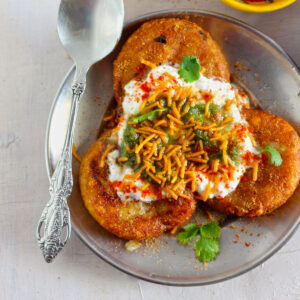 Aloo Tikki Chaat